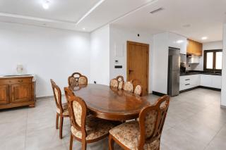 Appartement RDC avec jardin face aux piscines - 4