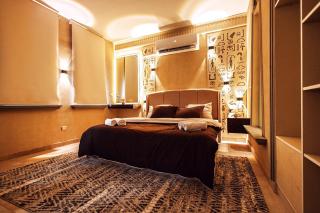 Pharaonic Large 1 Bedroom Apartment in Central Cairo - Close to Nile - 0