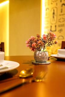 Pharaonic Large 1 Bedroom Apartment in Central Cairo - Close to Nile - 2