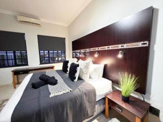 Promenade Place Apartments Nelspruit - 1