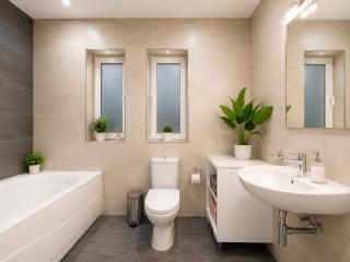 Seaview Serenity 3BR Coastal Retreat-S6 - 3