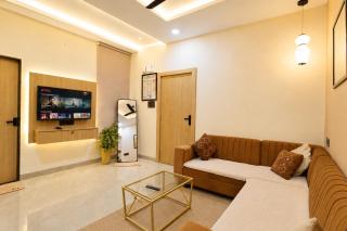 Romantic Bohemian 1BHK Stay in Mahalaxmi Nagar - 9