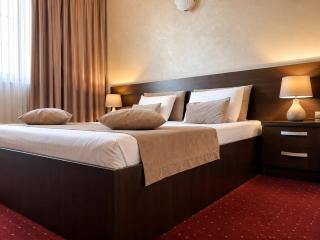 Hotel Athos - Bucarest - 8