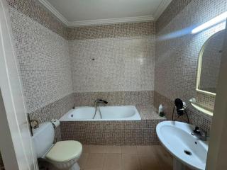 Modern 3-Bedroom Apartment in Laouina - 2