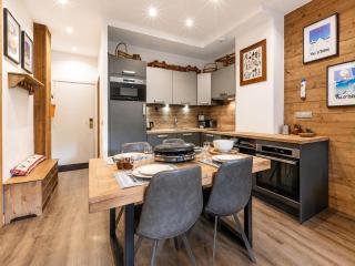 Appartement de charme rénové avec belles prestations, au pied des pistes à Val-d'Isère - 1