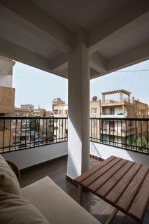 Modern 2 Bedrooms Apartment With Large Patio Near Airport - 2