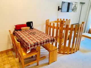 Résidence Val Coeur Bat A - Appartement 2 pièces 4 personnes agréablement situé à Val d'Isère à 350m du centre du village et à 300m des pistes MAE-3284 - 2