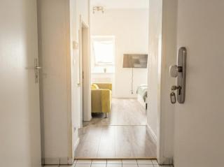Stylish & Cost-Effective 2BR Ideal Extended Stays - 5