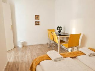Stylish & Cost-Effective 2BR Ideal Extended Stays - 9