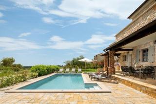 Rustic Villa Rubus with a pool in Istria - 7