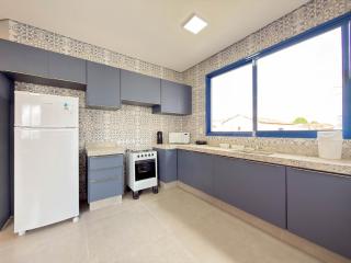 Apartamento 08, 2 qtos, 2 banh, 4 camas, ar, 1 vaga - 1