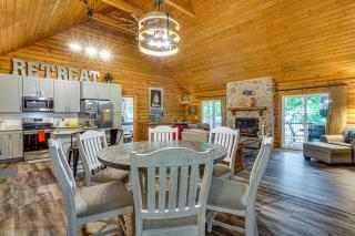 Osage Beach Cabin with Private Dock and Lily Pad - 2