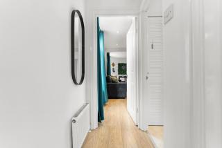Stylish Bristol Retreat - Games Room - 1