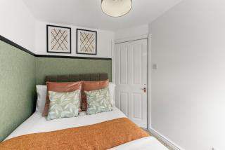 Stylish Bristol Retreat - Games Room - 6