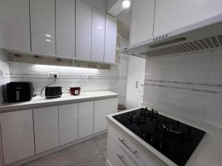 Spacious 3BR Apartment with Large Balcony - 3
