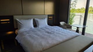 Boatel Charlie LUX - 9