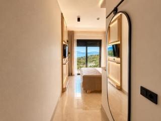 Egeria Suit Hotel - 8