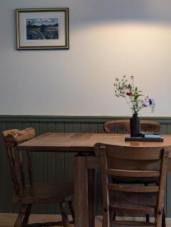 Travellers' Cottage -  - 9