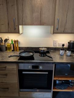 Travellers' Cottage -  - 1