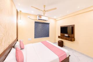 Hotel Sharad Palace - 2