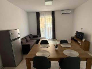 Apartament 3 camere parcare și curte privata parter - 6