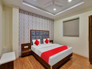 Hotel O VR INN Makar Pura Railway station - 3