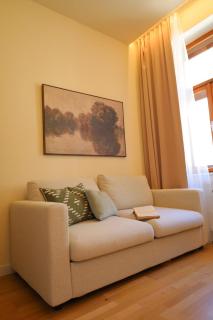Cozy Apartment near the Prague Tower - 5