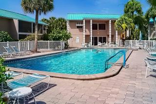 White Sands 2-Bedroom Near the Beach - 5