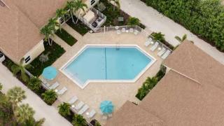 Villa Sanibel 1C - Premier Beachfront Residence at Exclusive Villa Sanibel - 8