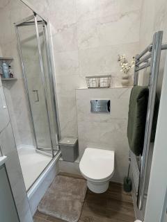 Cosy 1-Bedroom Apartment - 5