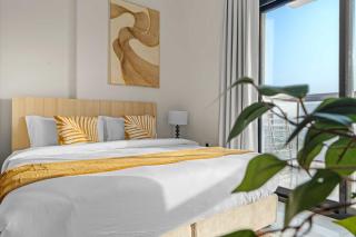 1BR near Expo City with Pool Gym & Basketball - 3