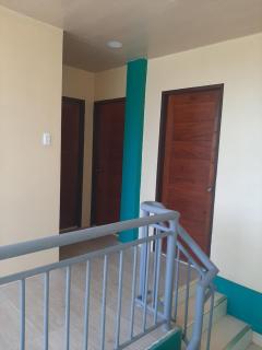 Crezwil Place Room#1 - 5