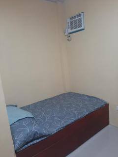 Crezwil Place Room#1 - 1