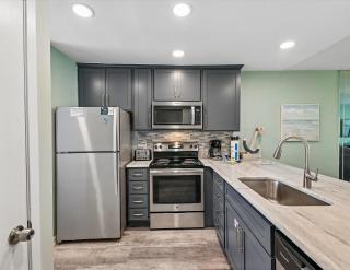 Edgewater Villa #512 - 4