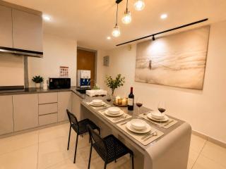 Midvalley Southkey Mosaic Greyline Residence JB CIQ 2BR 8pax - 1