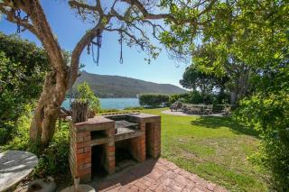Brushwood 5-Bedroom Holiday Home on Leisure Isle - 4