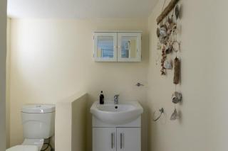 Brushwood 5-Bedroom Holiday Home on Leisure Isle - 2