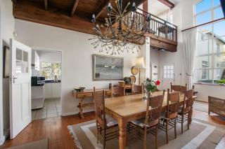 Brushwood 5-Bedroom Holiday Home on Leisure Isle - 1
