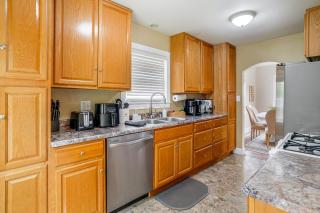 Near Churchill Downs: Pet Friendly, Fenced Yard! - 1
