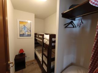 Résidence Plein Soleil - Appartement plein sud avec superbe vue, balcon, parking. MAE-9004 - 1