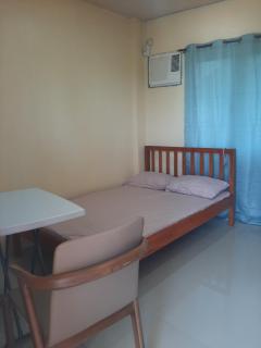 Crezwil Place Room#4 - 0