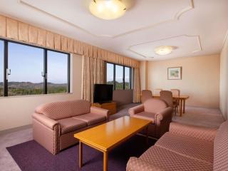 Mercure Toyama Tonami Resort & Spa - 2