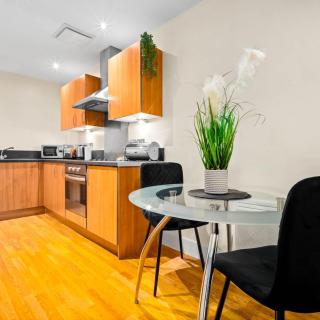 Arcadian Apartment - Balcony - Secure Parking - Fast WIFI - 39A - 2
