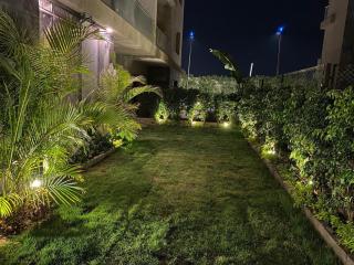 Galleria khan with Garden stay - 6