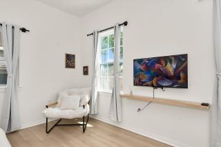 Luxury 3BR Home, Private Yard, Near Stadiums - 1