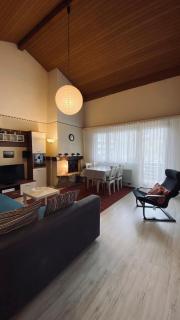 Nice top floor flat - 7