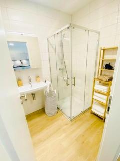 Urban Stay-1BR with a parking - 7