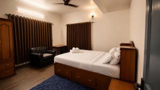 Square Accommodations - 7
