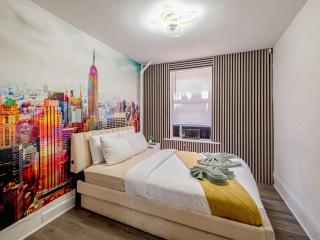 Spacious 3BR Near Manhattan - Sleeps 7 - 7