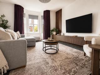 Holdsworth House Apartments - 8